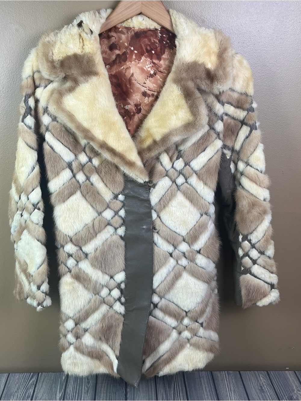 Vintage 70s Mink Geometric Fur Coat Women's Medium